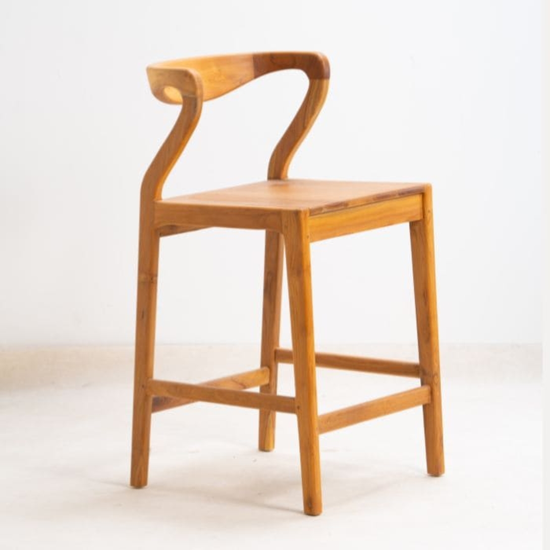 New Sande כסא בר מעץ טיק