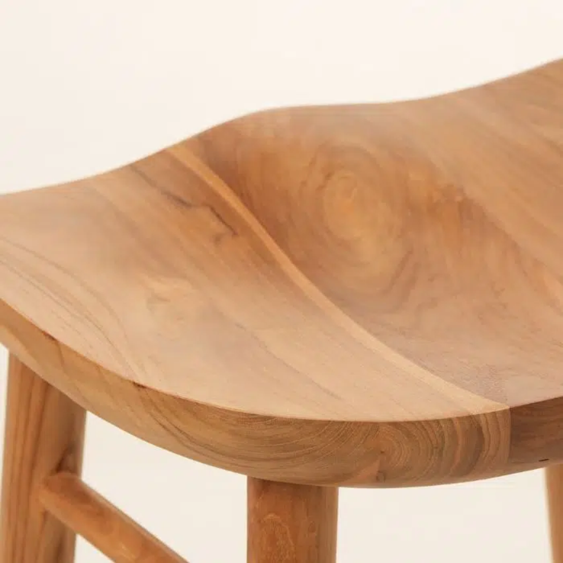Sol כסא בר מעץ טיק