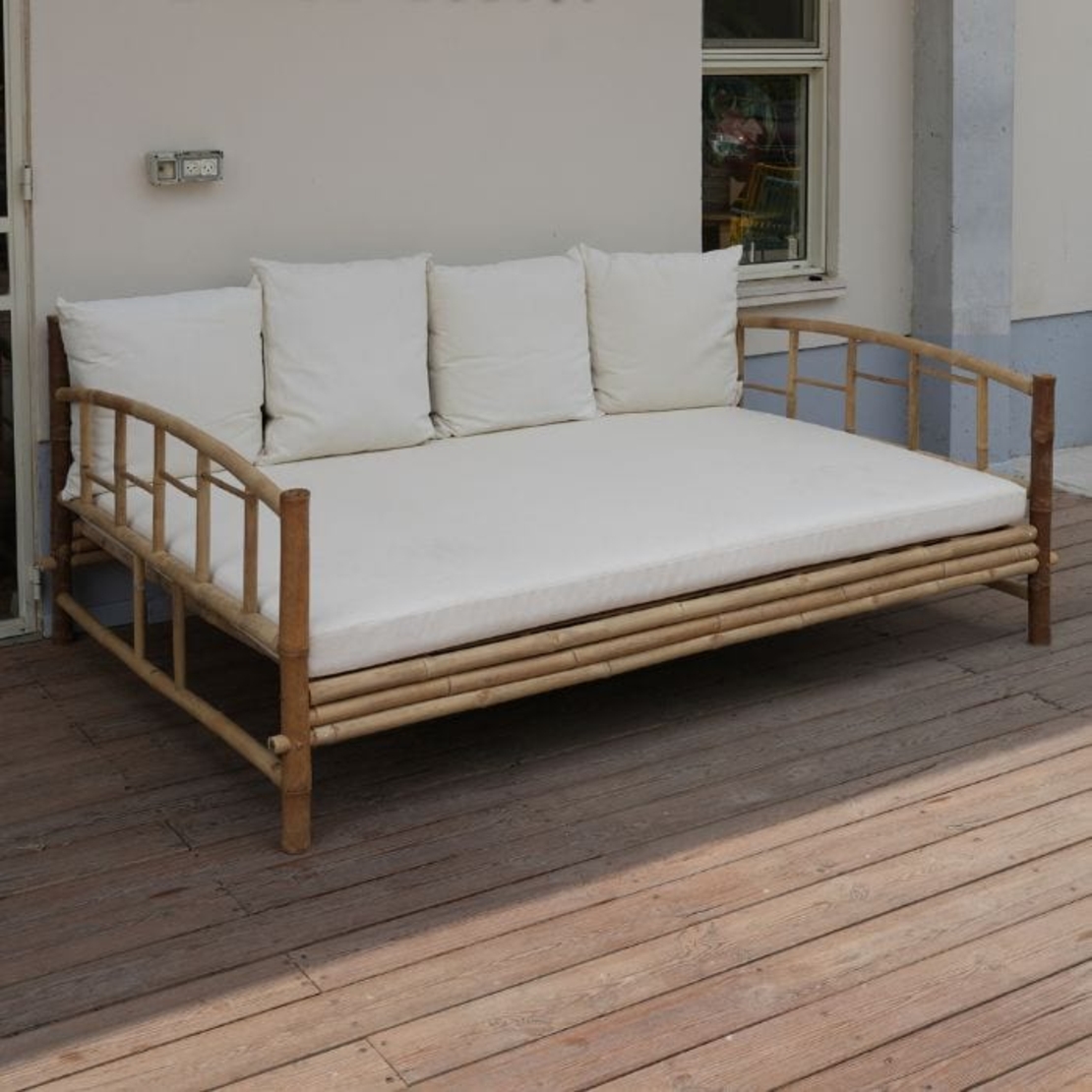 Bamboo cozy מיטת רביצה מבמבוק