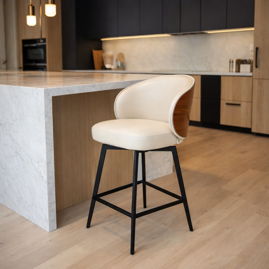 כיסא בר ליברטי דמוי עור – שמנת | גב מעוגל יוקרתי