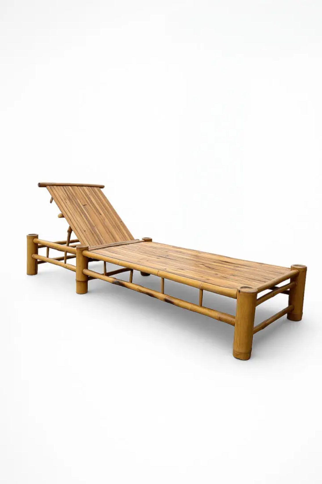 מיטת שיזוף במבוק