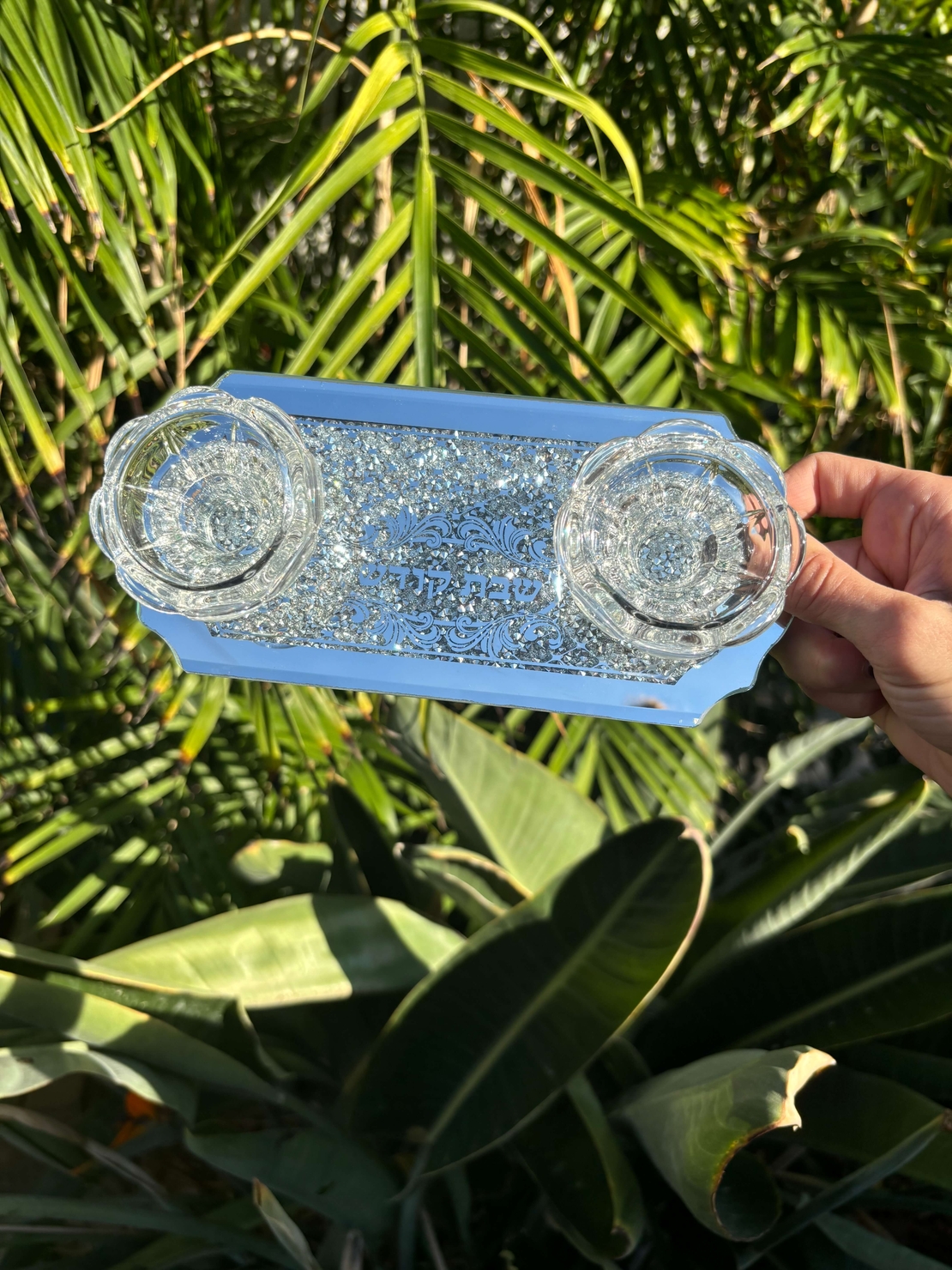 פמוטי זכוכית מחוברים למגש אבנים מנצנצות מעוטר 9.5*20 ס