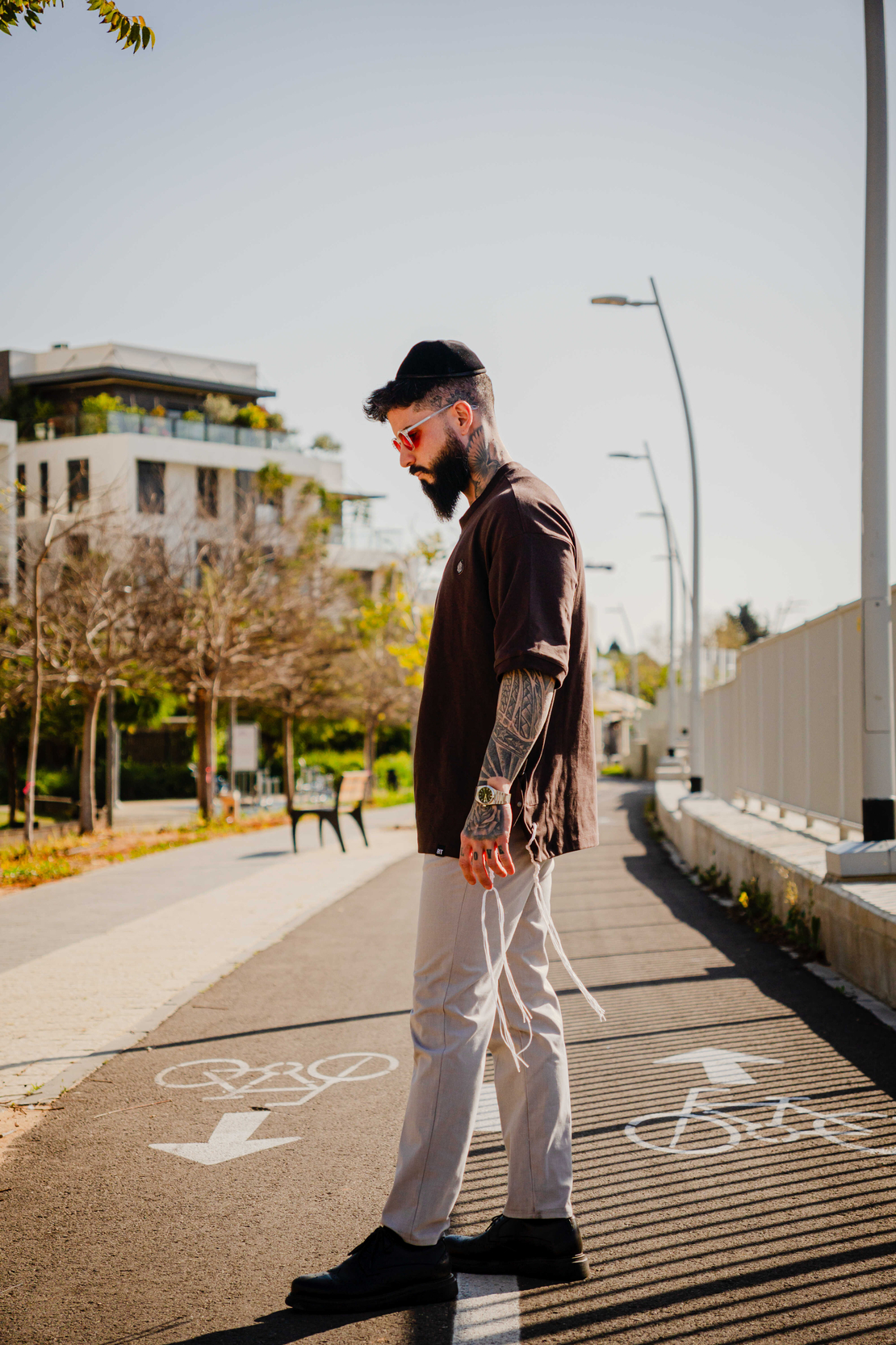 Beresheet2 - חולצת ציצית מהודרת דגם האש שלי בצבע חום כהה