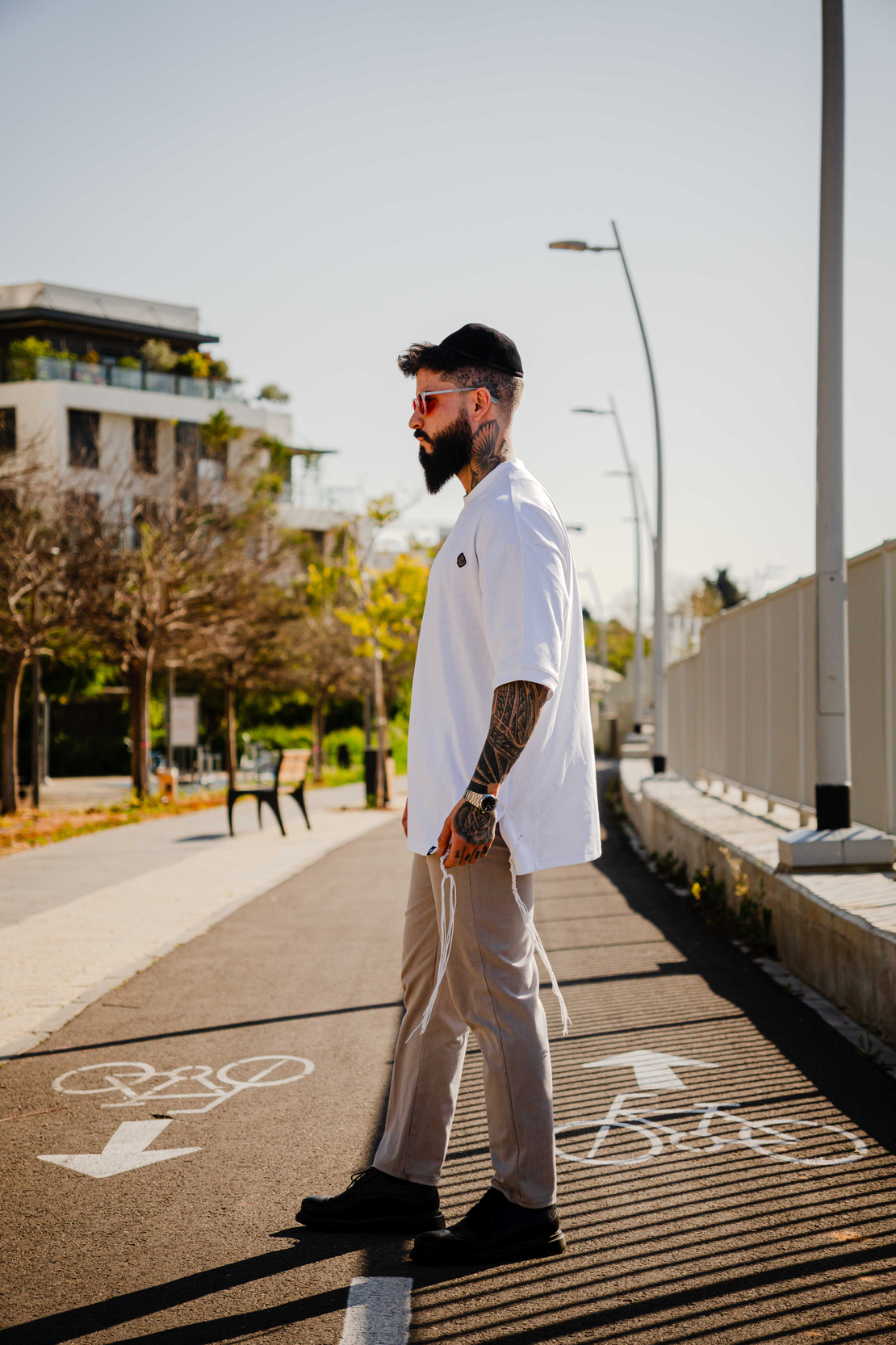 Beresheet2 - חולצת ציצית מהודרת דגם האש שלי בצבע לבן