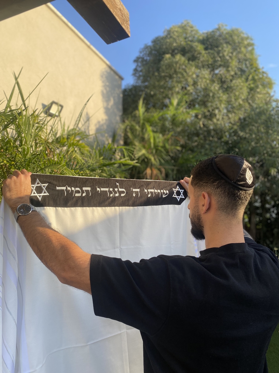 טלית מופת חתנים עם עטרה שחורה מהודרת 