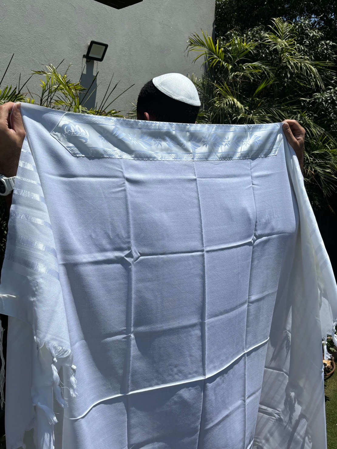 טלית מהודרת לחתן פסים כסופים