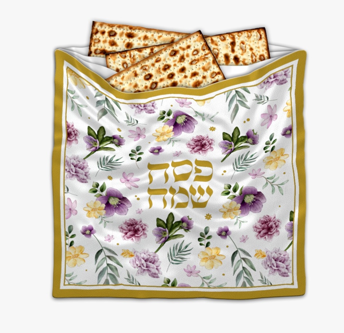 כיסוי מצות מורכב מ-3 תאים - כ-33*33 ס