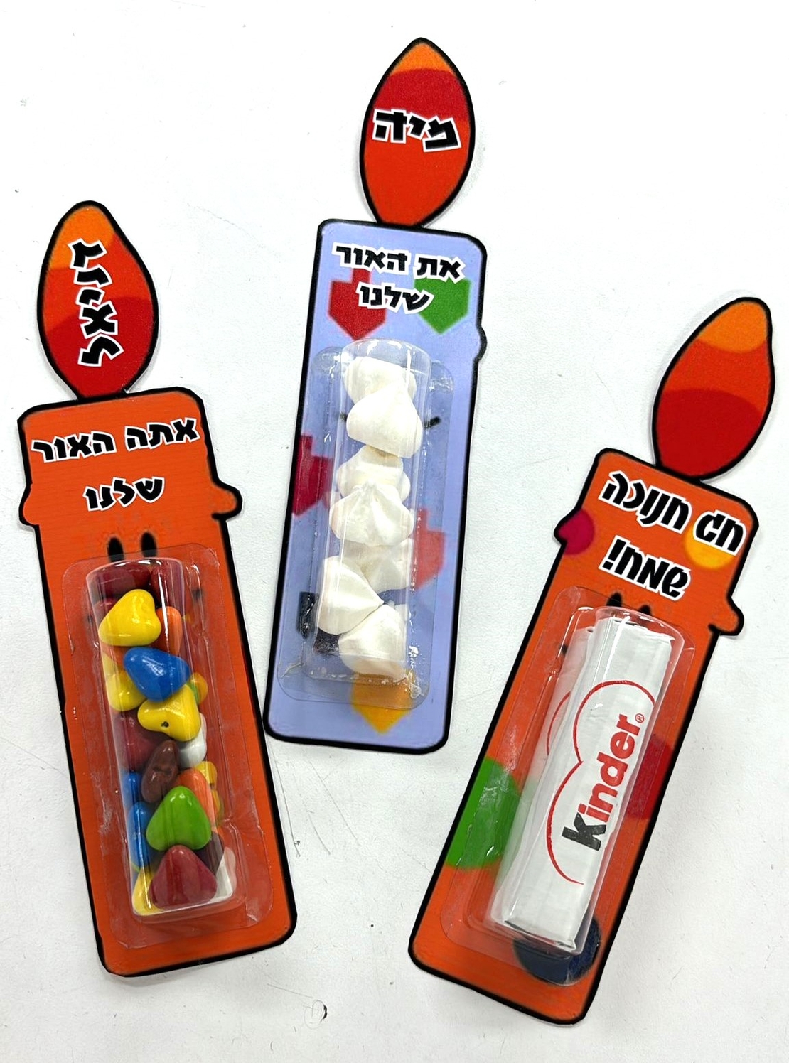 מאז נר מעוצב במילוי נשיקות