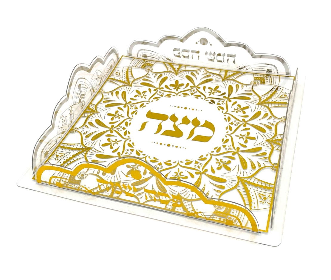 מגש מצות אקרילי - שקוף-זהב - כ-23*23 ס