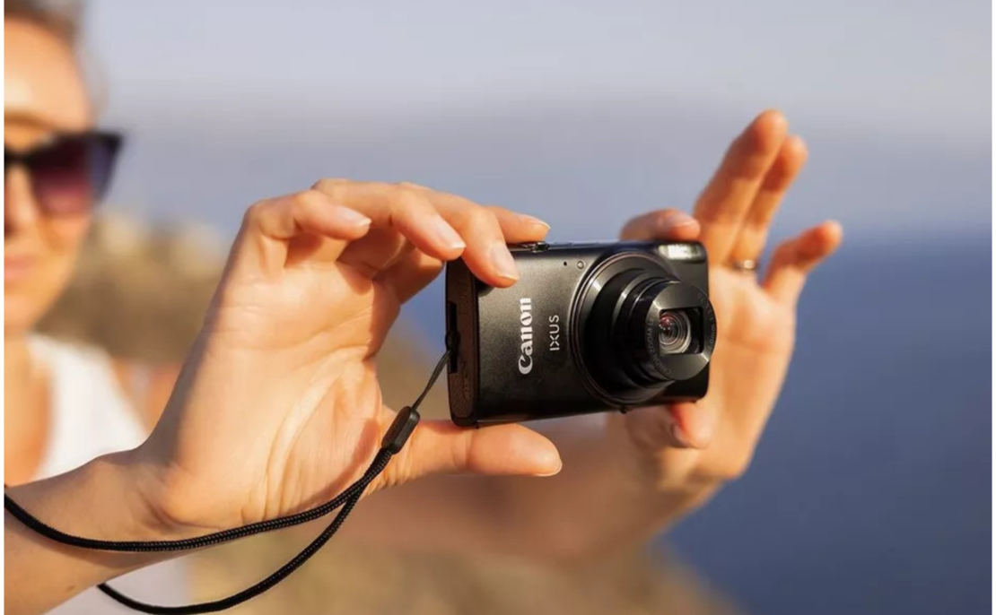 מצלמה דיגיטלית קנון Canon IXUS 285 HS A - תפריט בעברית - 3 שנות אחריות יבואן רשמי - צבע כסוף