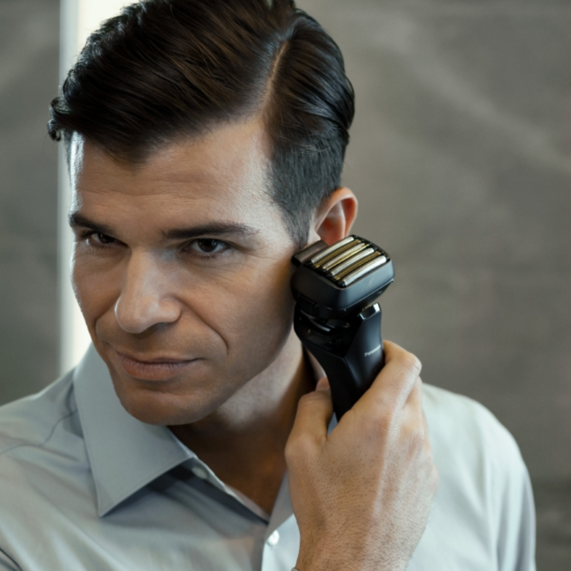 מכונת גילוח עם מתקן שטיפה פנסוניק Panasonic Series 900+ ES-LS9A - שנתיים אחריות יבואן רשמי