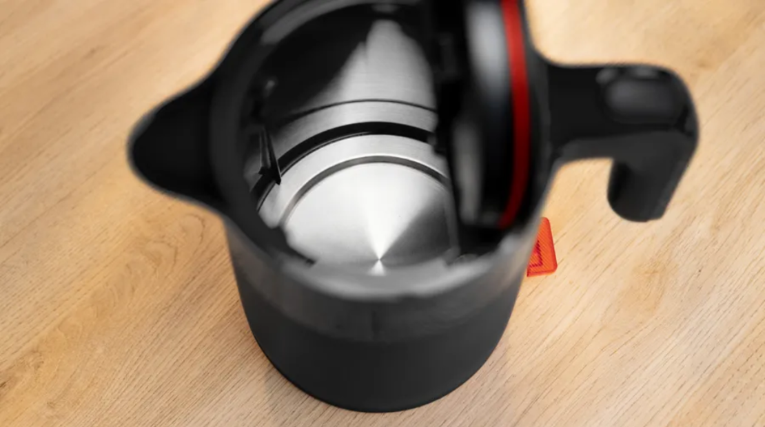 קומקום חשמלי 2400W בוש BOSCH MyMoment TWK2M163 - צבע שחור יבואן רשמי