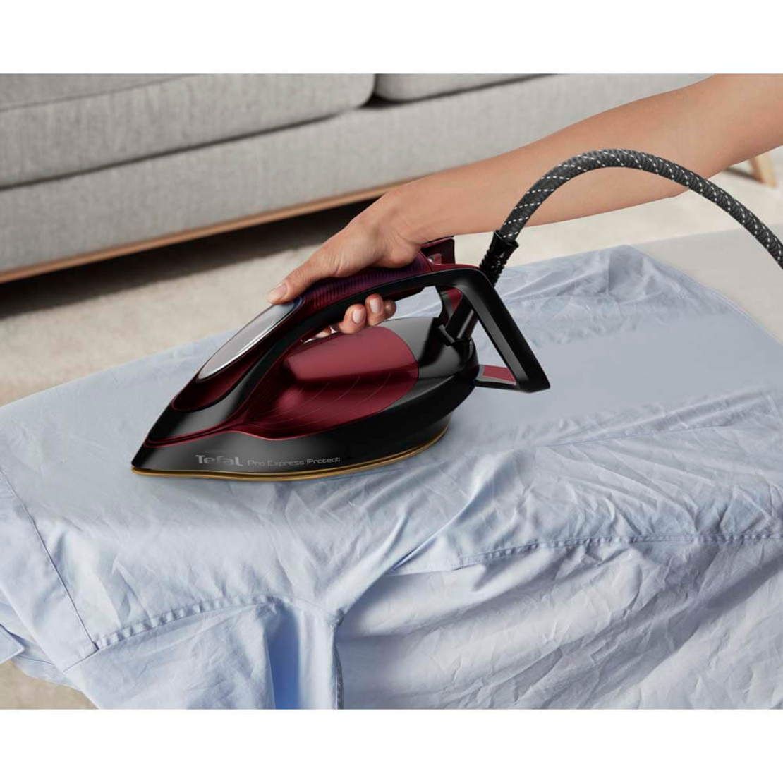 מגהץ קיטור 7.5 באר 2,600W טפאל Tefal Pro Express Protect GV9230EO - יבואן רשמי!