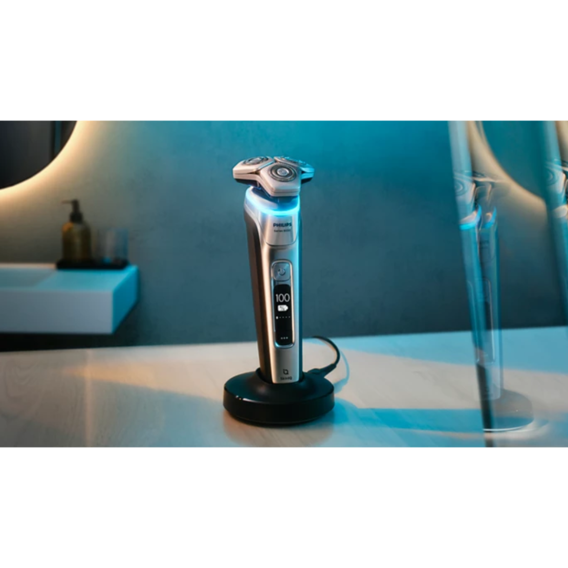 מכונת גילוח יבש / רטוב כולל מתקן שטיפה פיליפס Philips S9975/55 - תוצרת הולנד! שנתיים אחריות יבואן רשמי!
