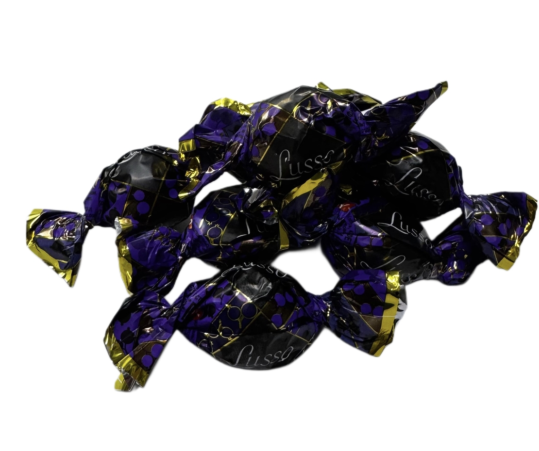 Желейные конфеты со вкусом смородины в шоколаде