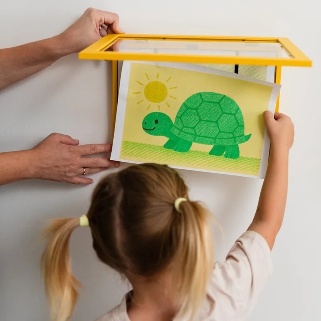 מסגרת ציורים- האחסון המושלם!