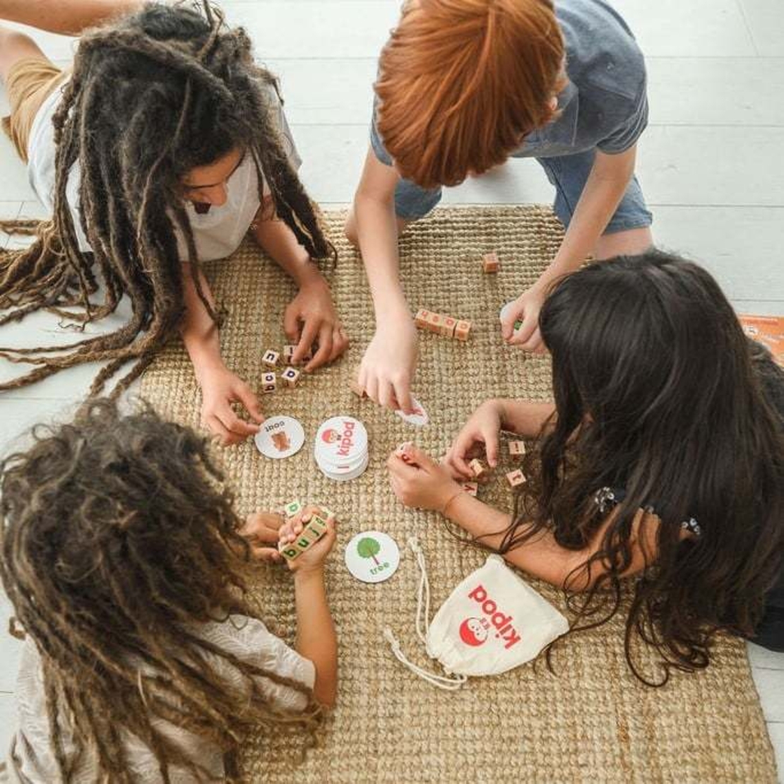 אותיות בקוביות- אנגלית