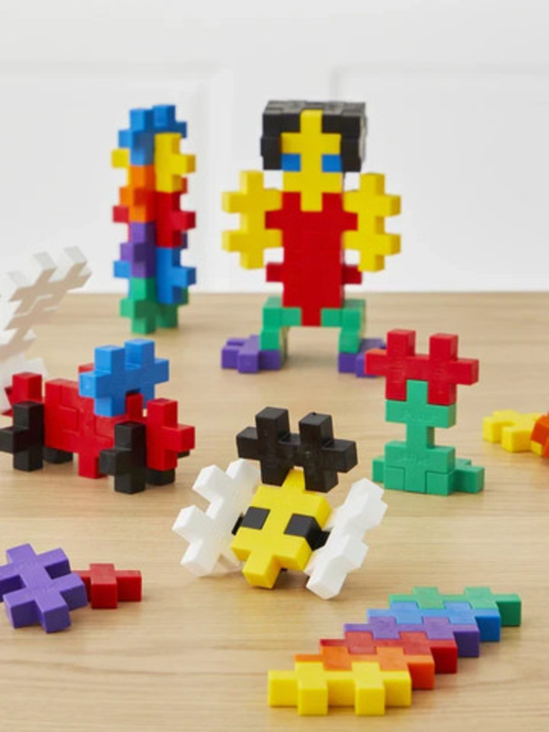 פלוס פלוס ביג- (שנה+) 100 חלקים בצבעי הבסיס המעולים