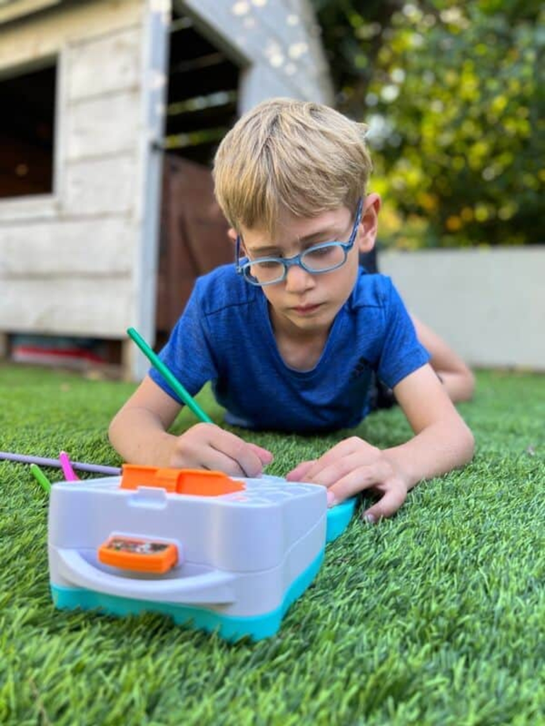 מקרן ציור חכם לילדים - טו גו!