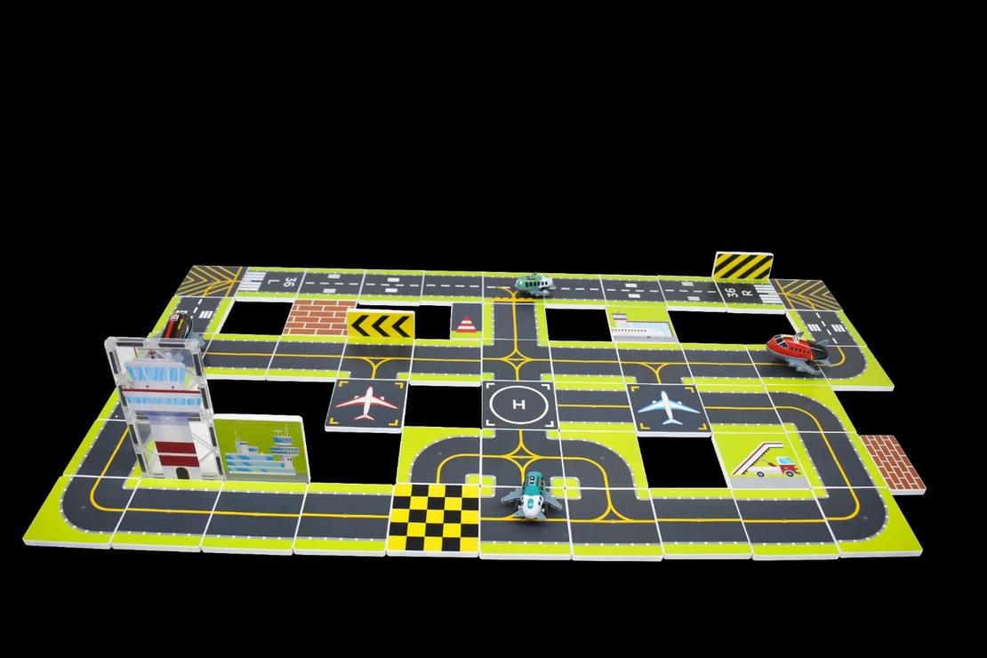 נמל תעופה מגנטי 60 חלקים כולל 4 מטוסים