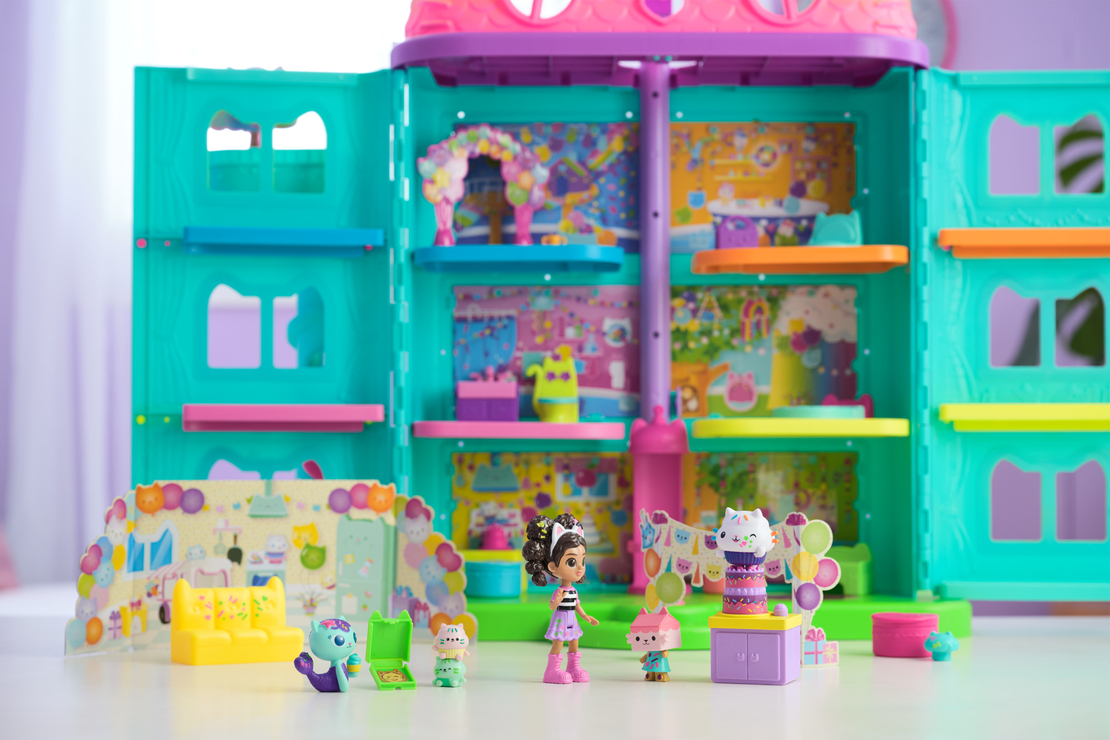 3653H בית הבובות של גבי - בית בובות ענק מסיבה