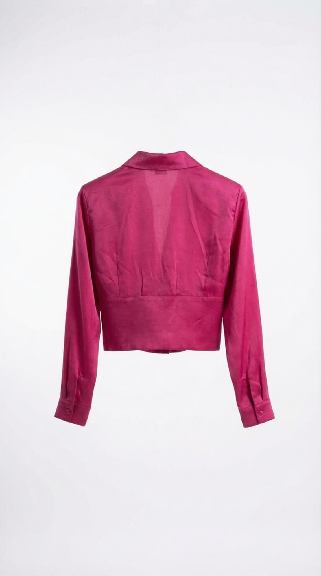 חולצת קרופ סאטן אלגנטית בוורוד פוקסיה – סטייל יוקרתי ונועז