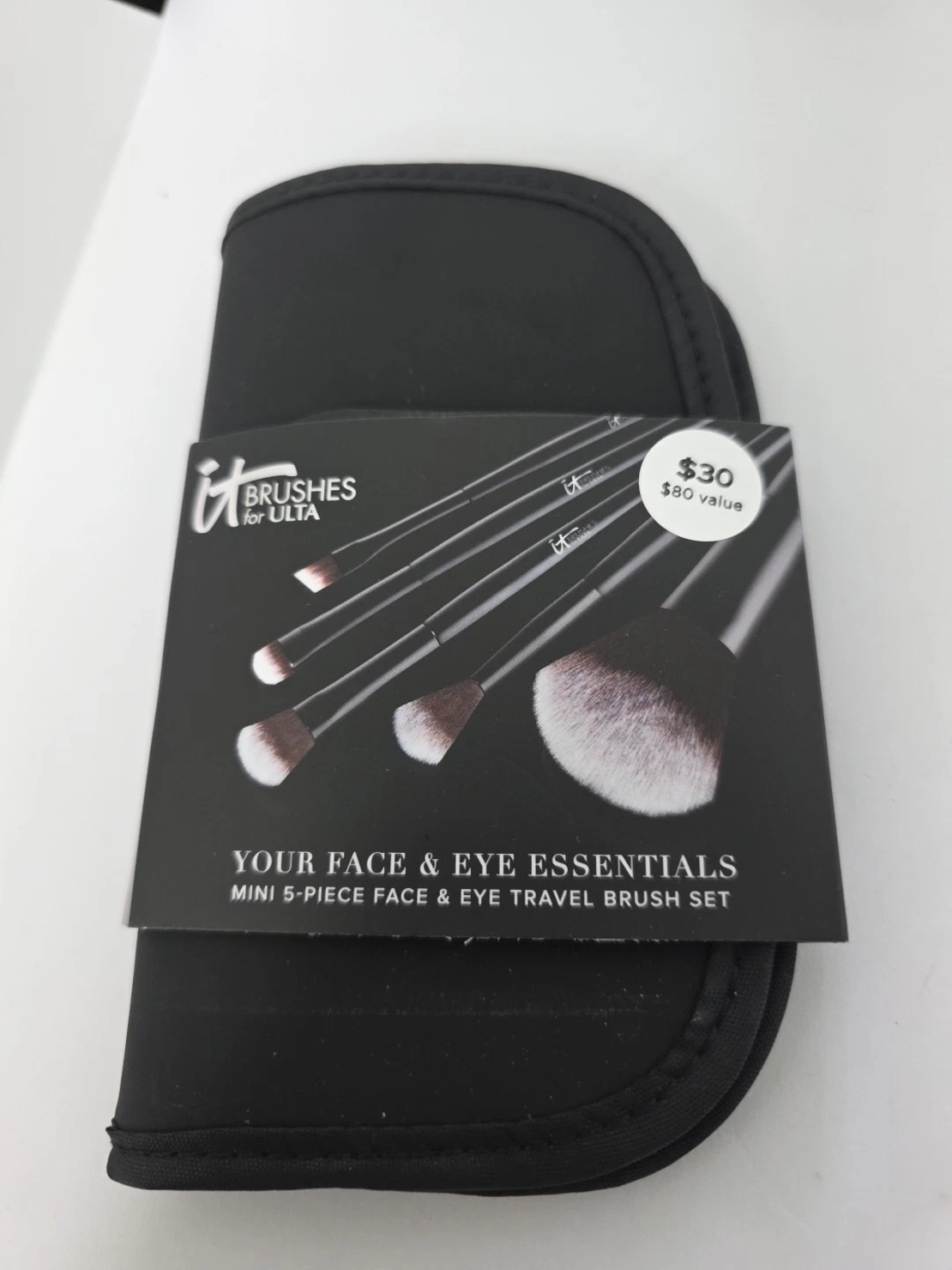 it for ULTA - Mini 5-Piece Face & Eye Travel Brush Set in Black Travel Case.