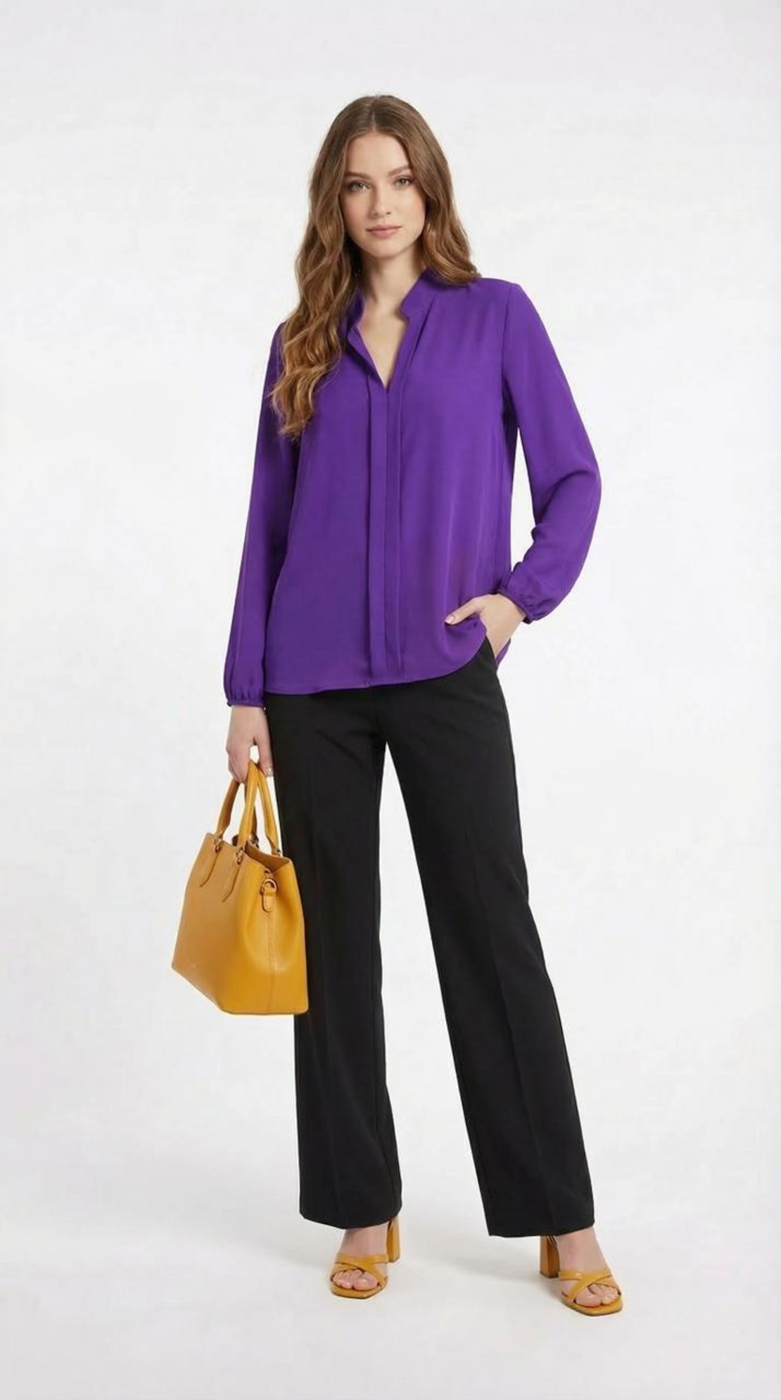 חולצת שיפון אלגנטית בצבע סגול עמוק – מראה קלאסי ומתוחכם