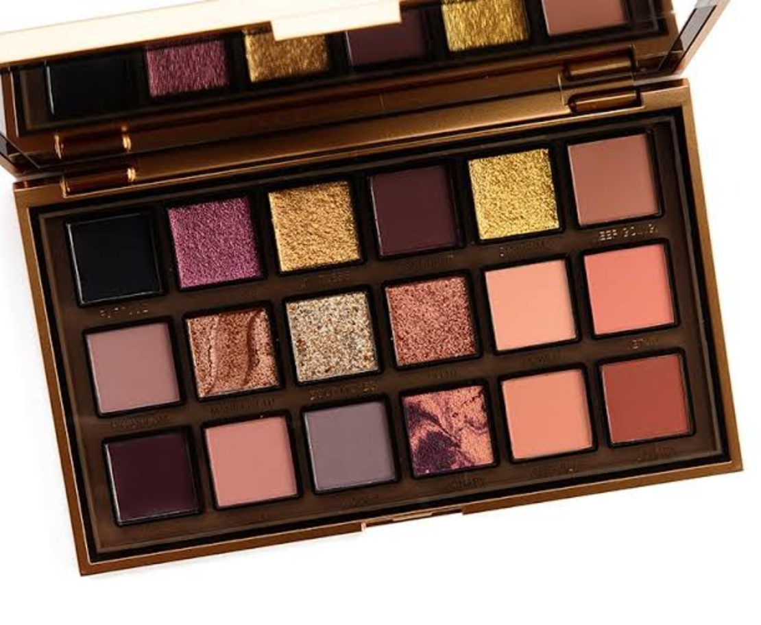HUDA BEAUTY EMPOWERED EYESHADOW PALETTE
