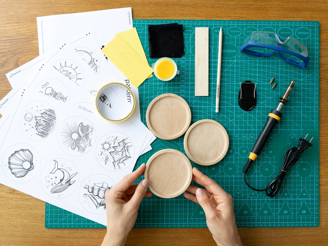 ערכת צריבה בעץ - תחתיות לכוסות BEAVERCRAFT PYROGRAPHY KIT