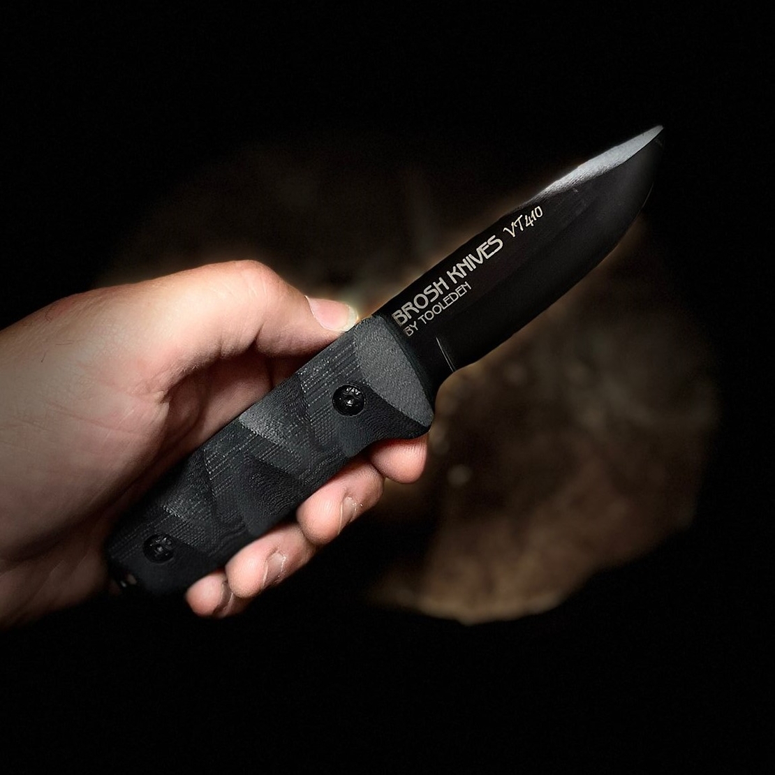 סכין בושקראפט מושחרת אלחלד - BROSH KNIVES VT410