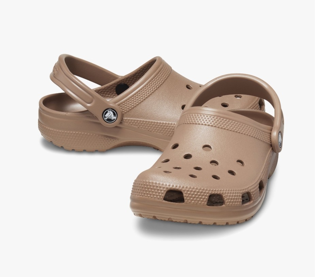 נעלי קרוקס קלאסי בצבע חום לאטה Crocs לגברים ונשים