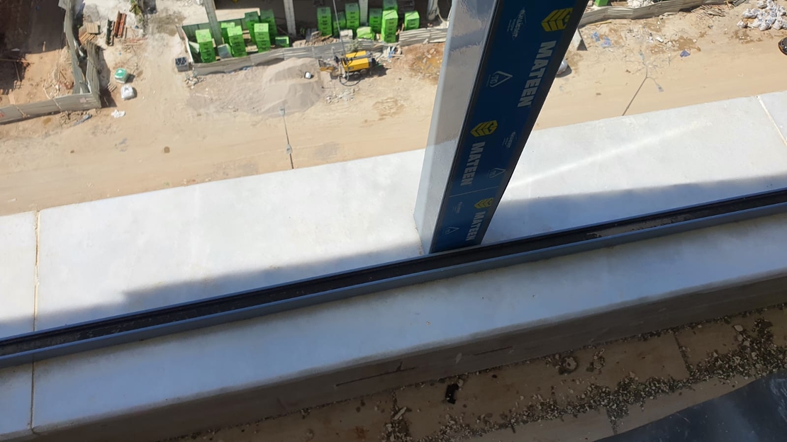 חומר לניקוי חלודה מנירוסטה ואבן טבעית 1 ליטר - Rust Remover DR-100