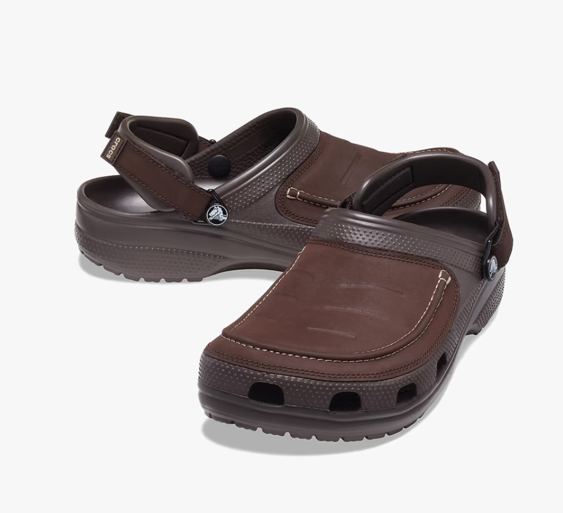 כפכפי קרוקס לגבר יוקון ויסטה 2 Crocs Yukon II Vista Clog בצבע חום