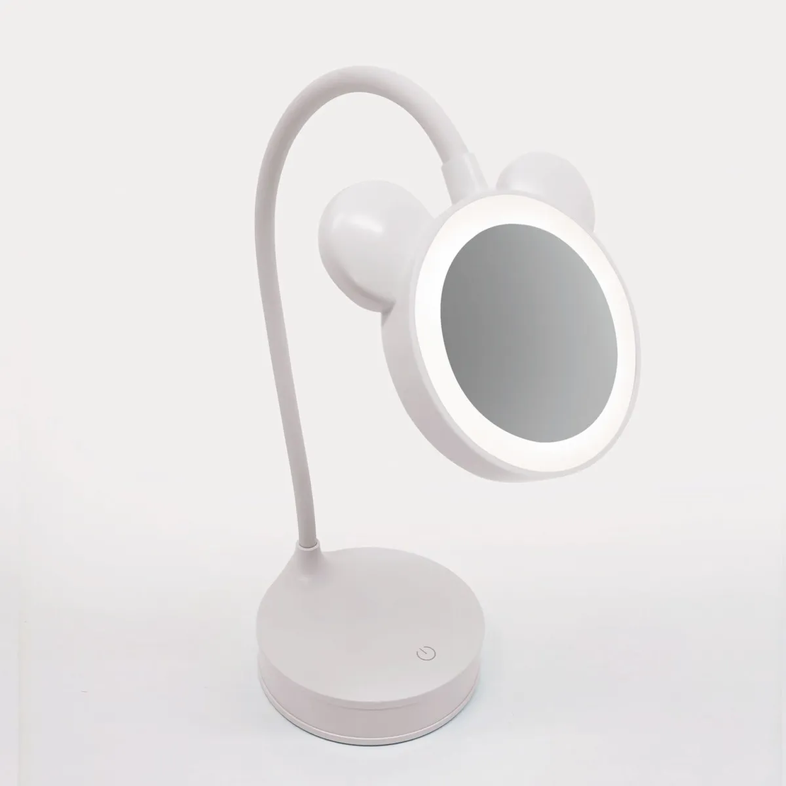 מראה עם תאורה