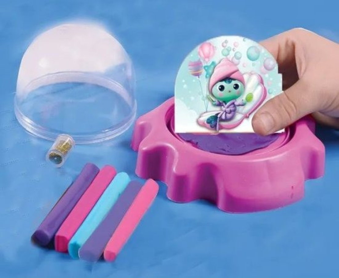 مجموعة أدوات صنع كرتين ثلجيتين سحريتين- Gabby's Dollhouse -