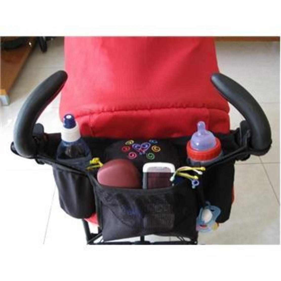 صينية عربة الأطفال مصنوعة من مادة النيوبرين المتينة والناعمة الملمس من بوبيك