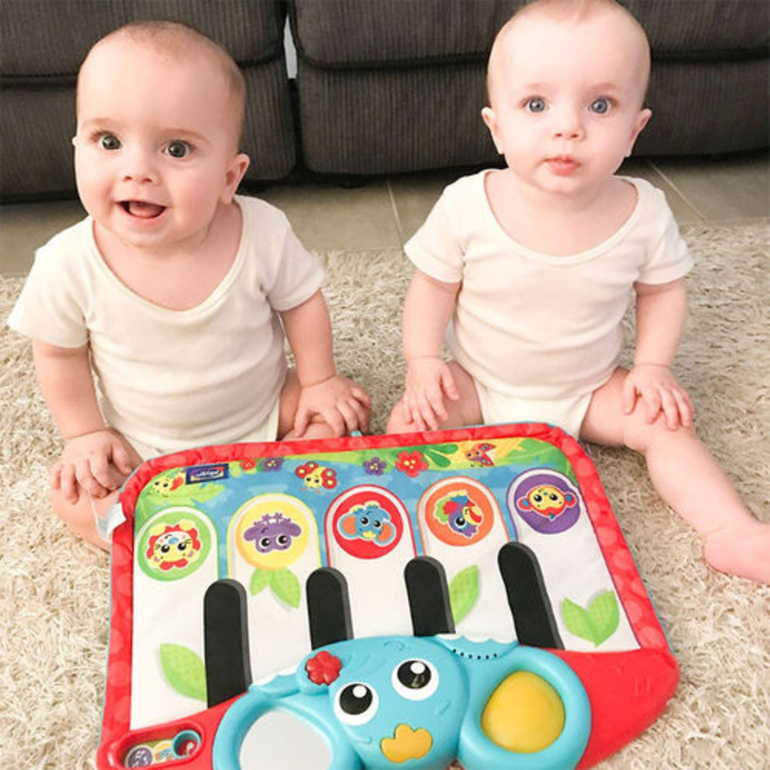 משטח מנגן+אורות ראש פיל Playgro -