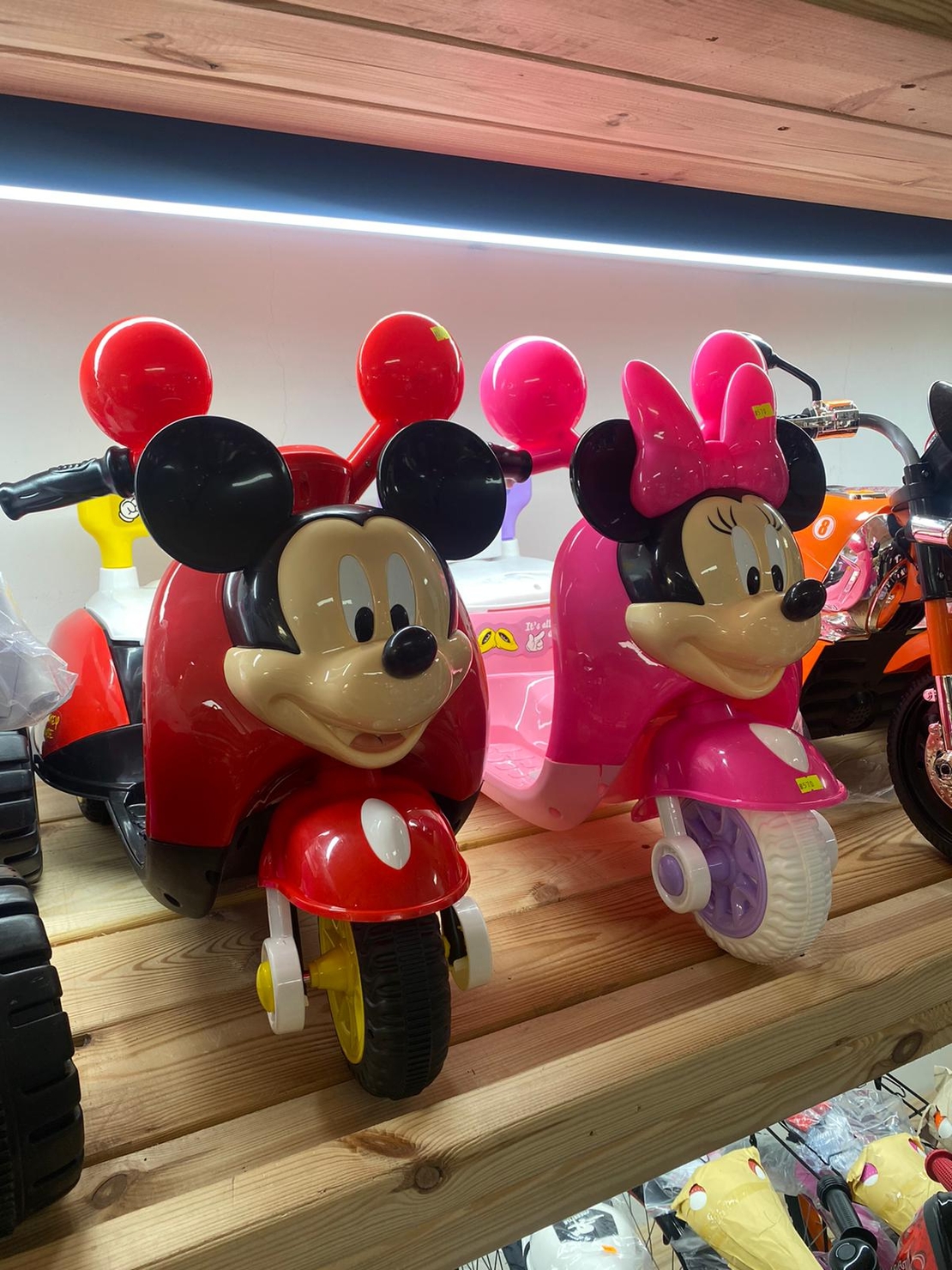 אופנוע 6v Mickey Mouse