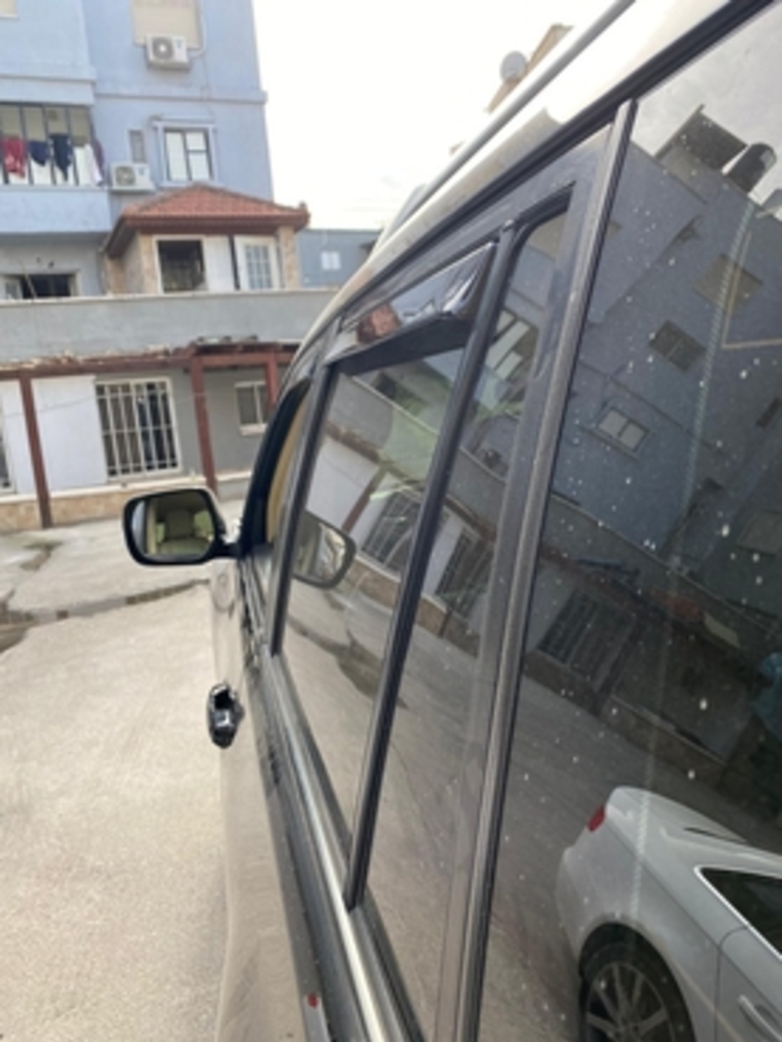 מגני רוח בהשחלה משנת 2010 - 2025 עבור טויוטה לנד קרוזר פראדו