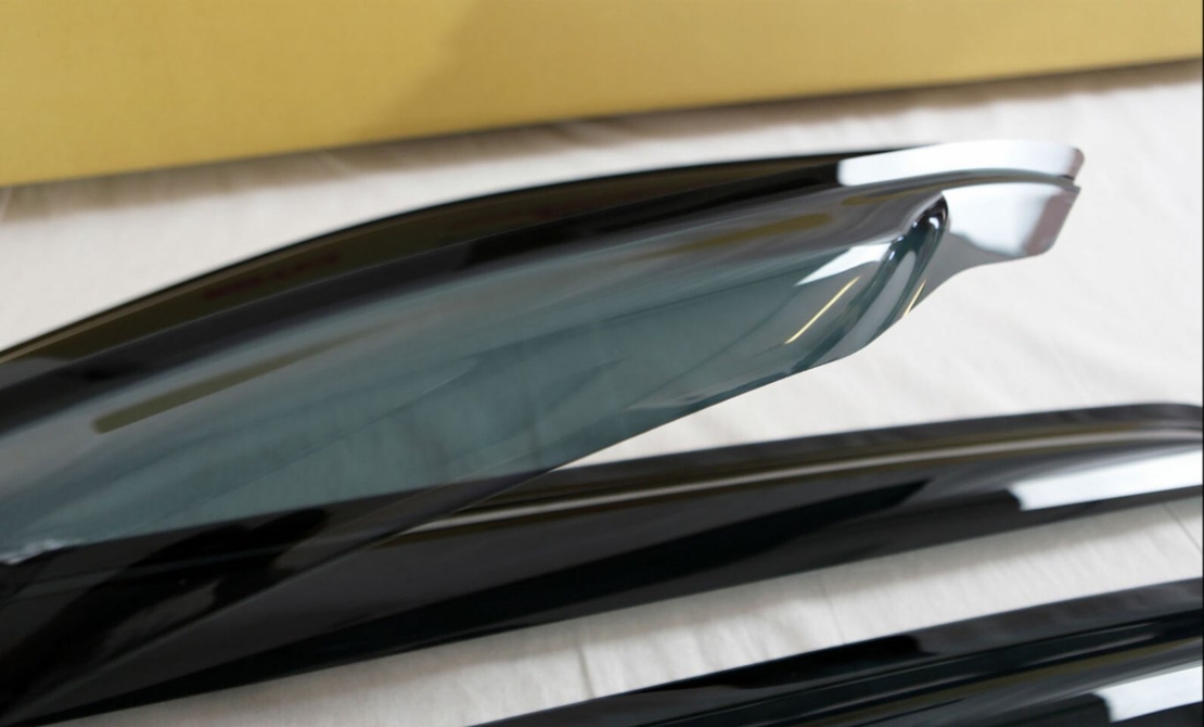 מגני רוח בהדבקה מבית Falcon עבור מאזדה 3 2013-2018