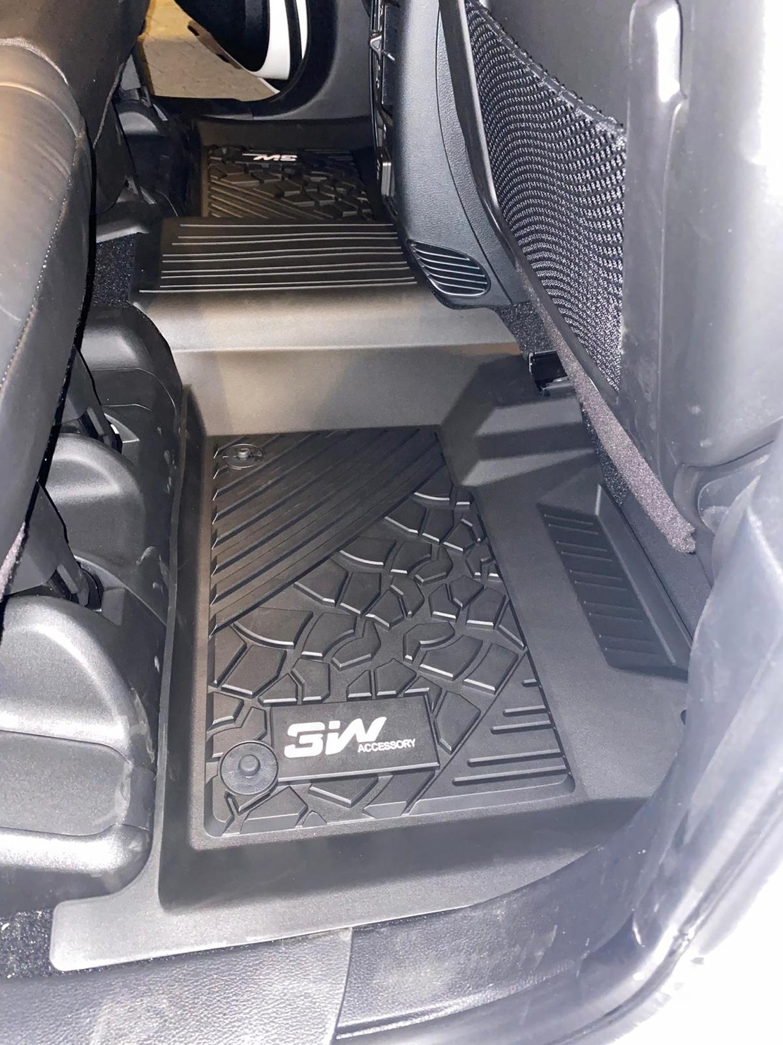 שטיחי 3w ל רנגייד JEEP מעל 2014+