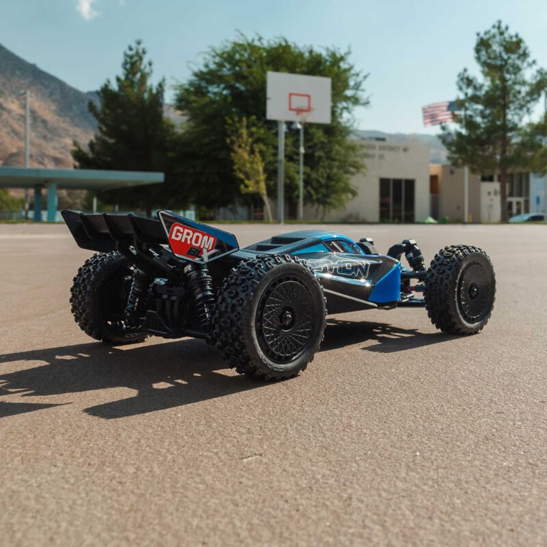 מכונית Arrma Typhon Grom BLX 223S DSC 4X4 RTR 1/14 (כולל סוללה ומטען) כחול