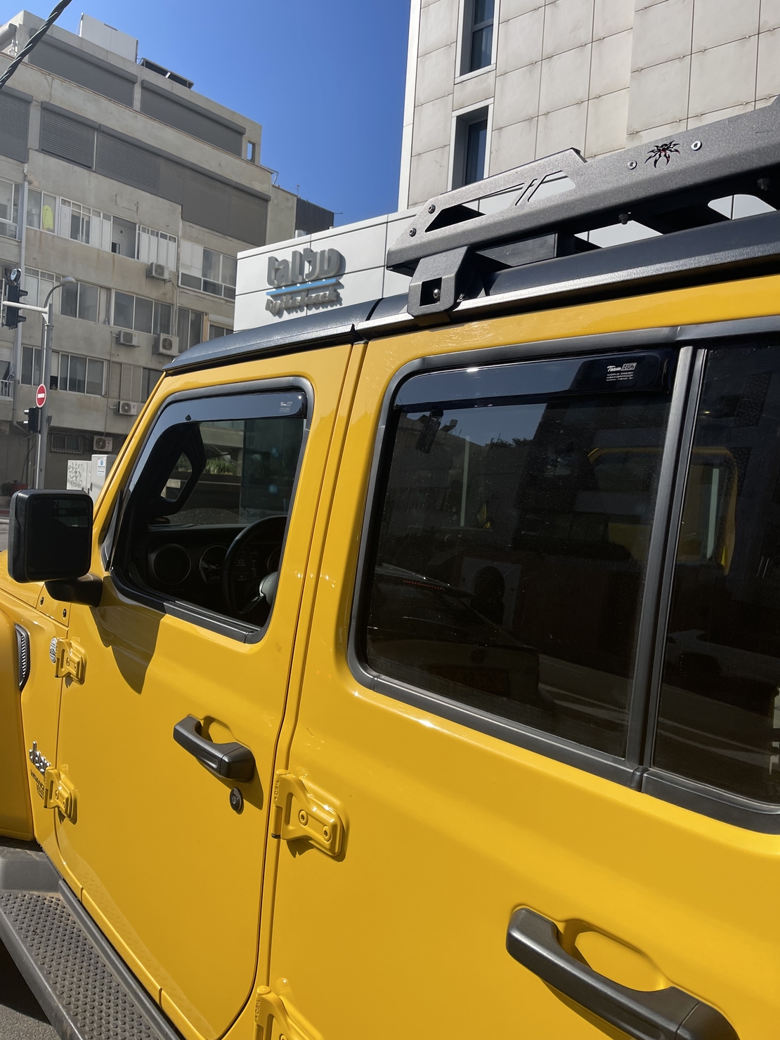 מגני רוח השחלה ל JKרנגלר JEEP בין השנים 2007-2019