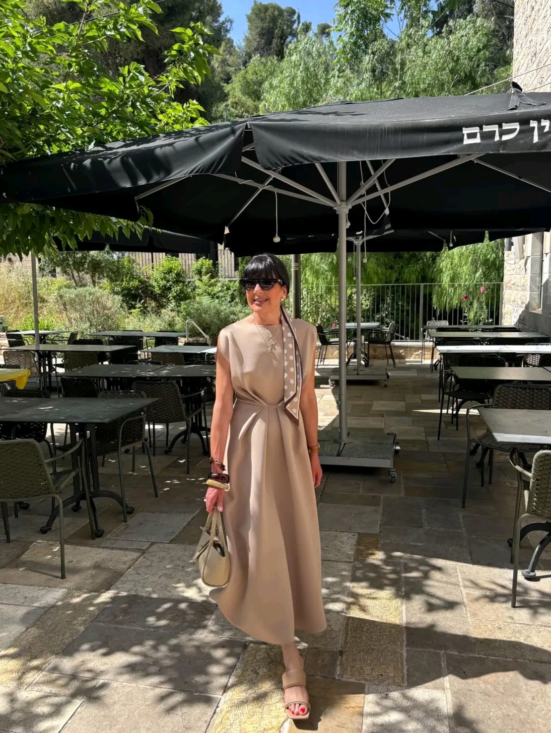שמלת סופי בצבע אבן