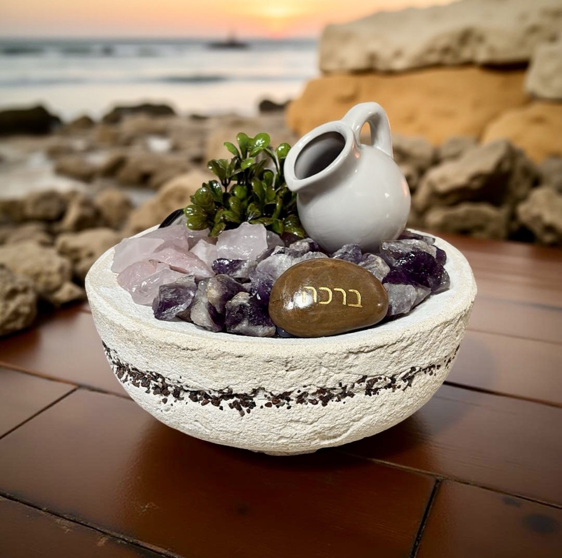 מפל קריסטל טבעי – שילוב עוצמתי של רוז קוורץ ואמטיסט