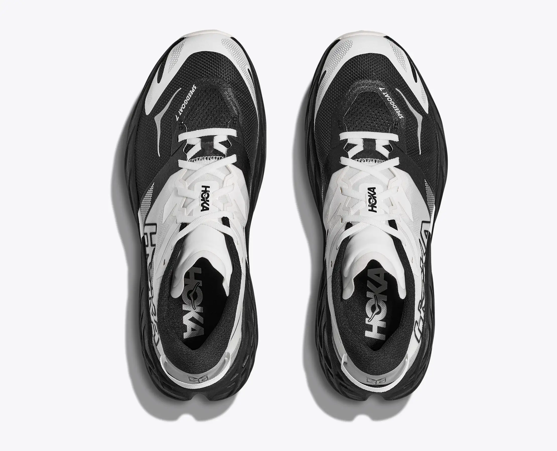 HOKA SPEEDGOAT 7 2E הוקה גברים שחור לבן