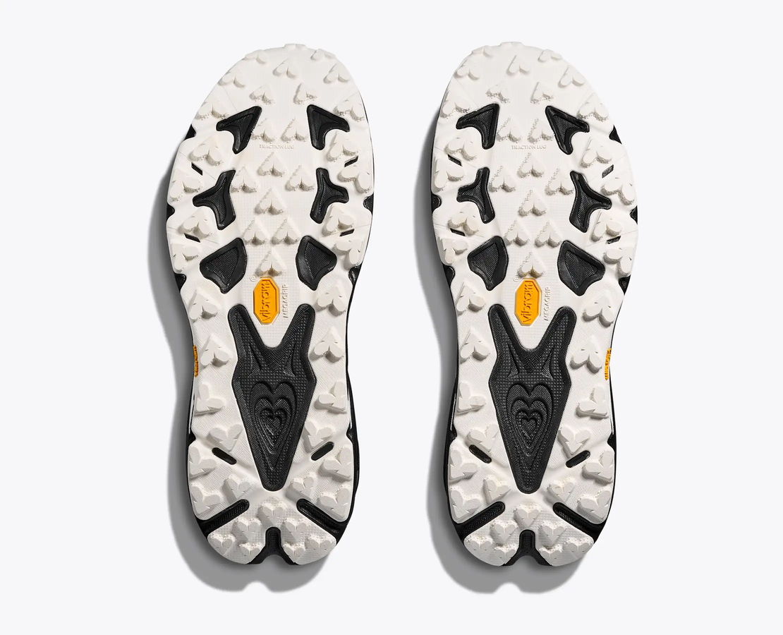 HOKA SPEEDGOAT 7 WIDE הוקה נשים שחור לבן