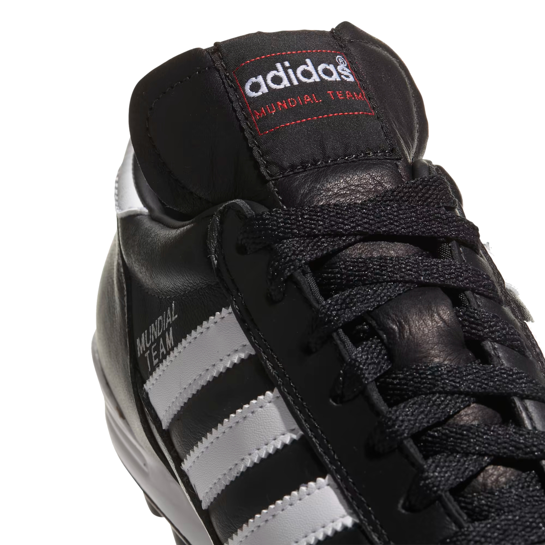 ADIDAS Mundial Team אדידס קטרגל גברים שחור לבן