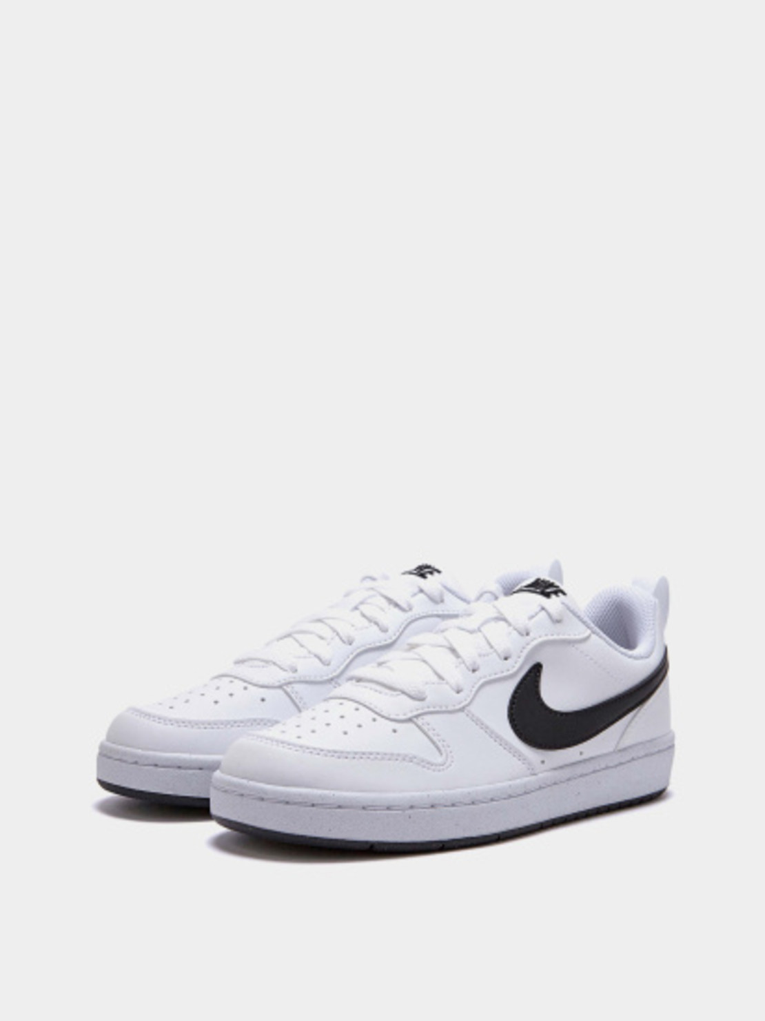 NIKE COURT BOROUGH LOW נייקי נוער/נשים לבן שחור